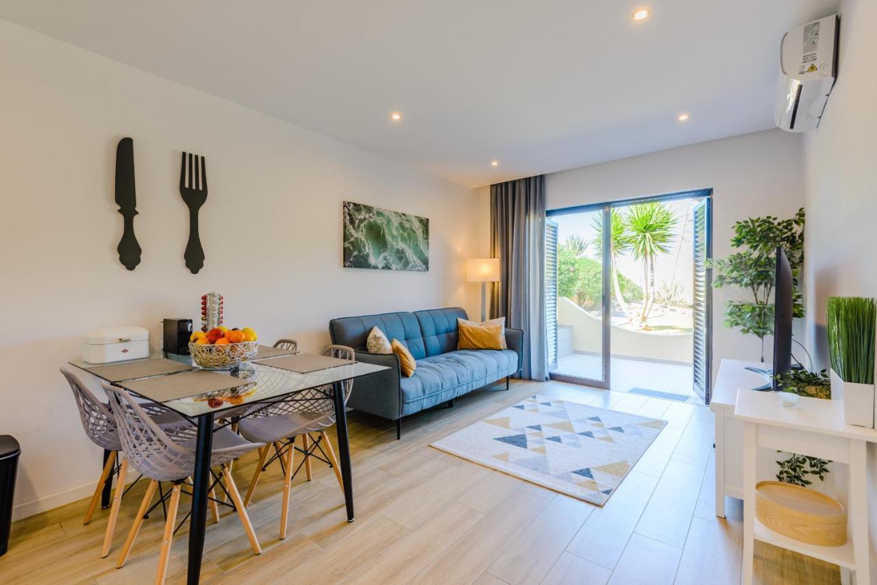 The Little Paradise With Sea Views Apartment *